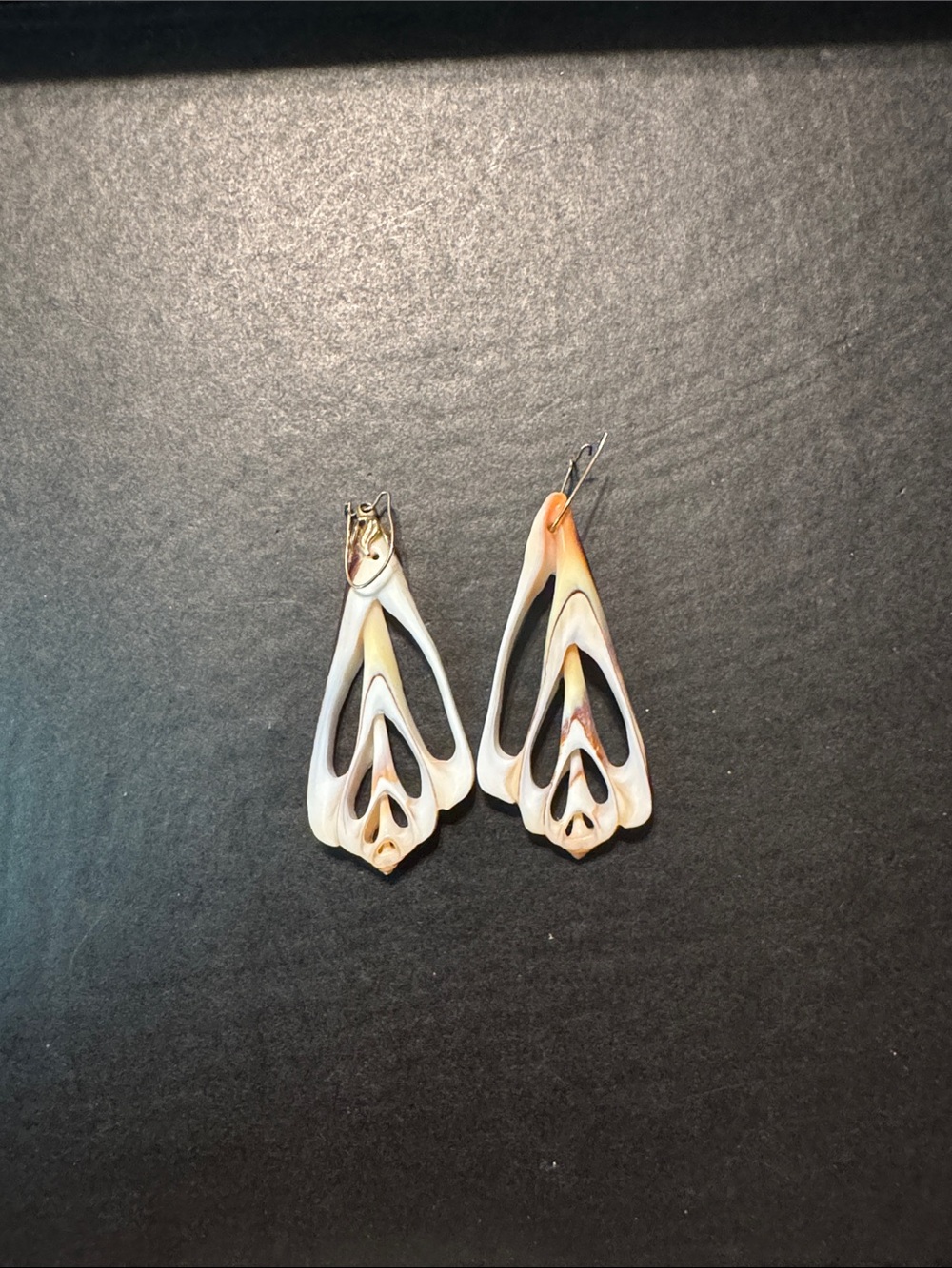 Vintage Handcrafted Natural Shell Drop Earrings in Cream and Tan
